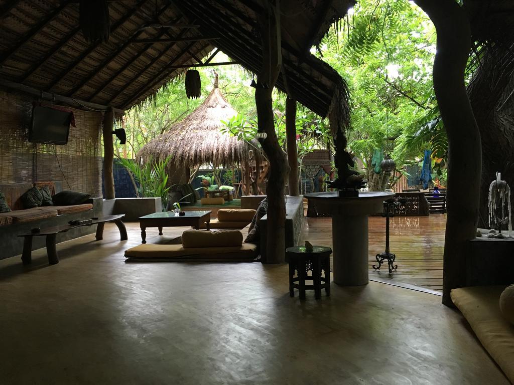 Hotel Surf N Sun- Arugambay 4*